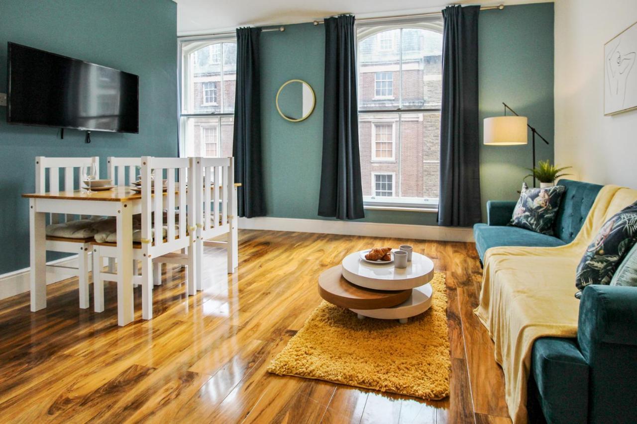 Sleek & Stylish Apartment In The Heart Of The City Нотингам Екстериор снимка